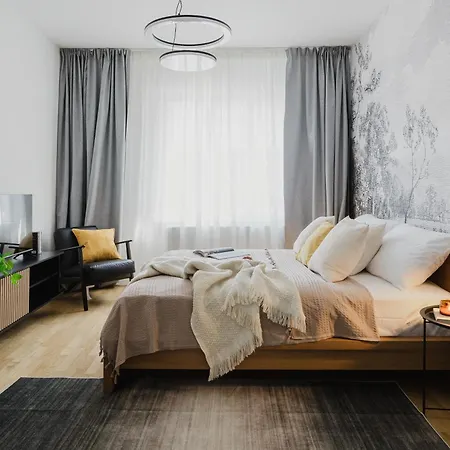 Days - Family Friendly With Workspace And Free Parking Apartament *