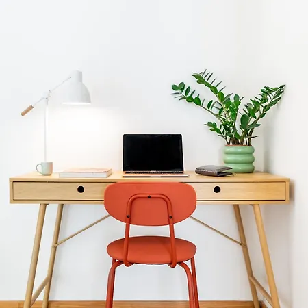 Days - Family Friendly With Workspace And Free Parking