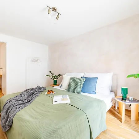 Days - Family Friendly With Workspace And Free Parking Apartament Praga
