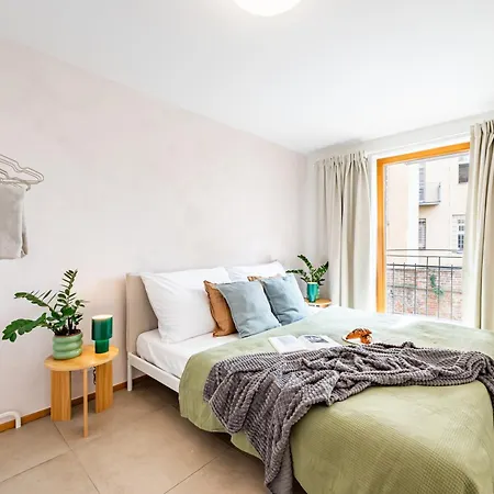 Apartament Days - Family Friendly With Workspace And Free Parking