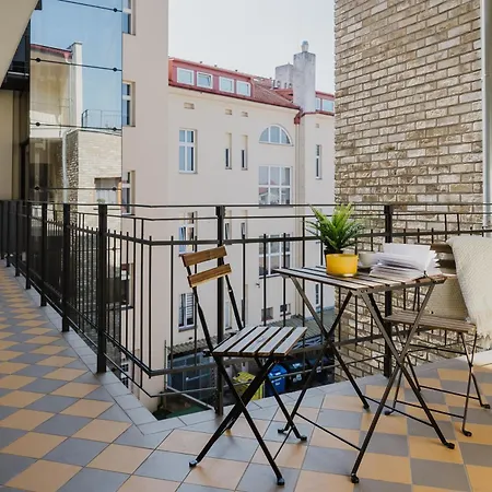 Days - Family Friendly 1bdr With Workspace And Free Parking Lejlighed Prag